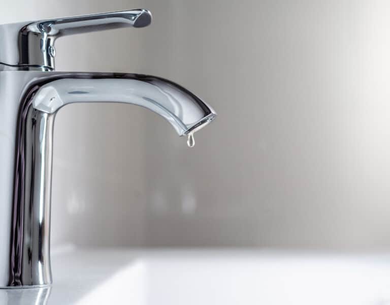 Repair Leaking Faucets Conyers GA